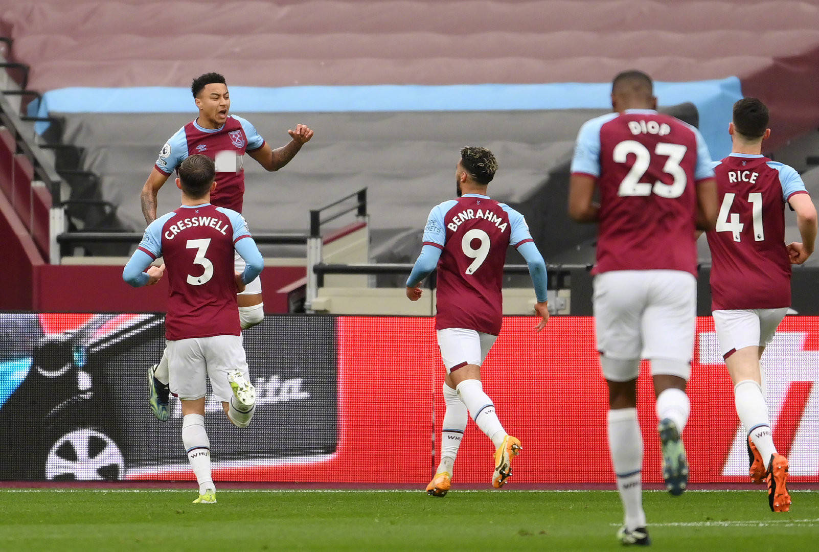 是叫停比賽 是叫停比賽