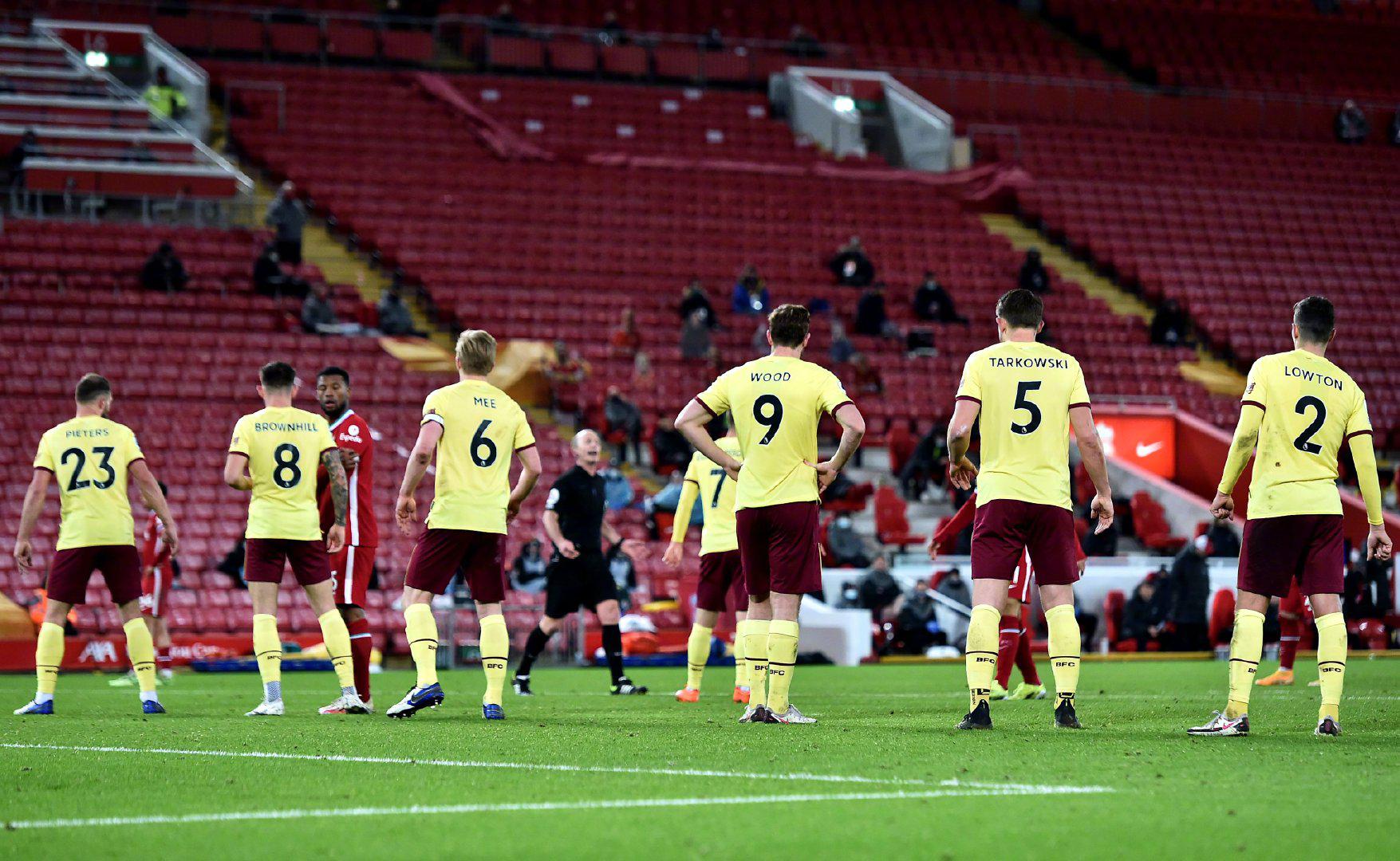 巴黎在争夺 巴黎在争夺